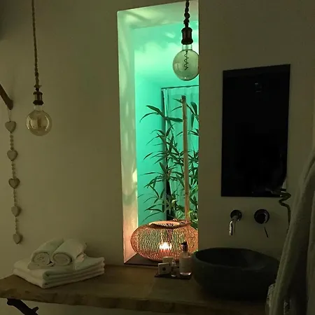 O5sens לינה וארוחת בוקר 3*